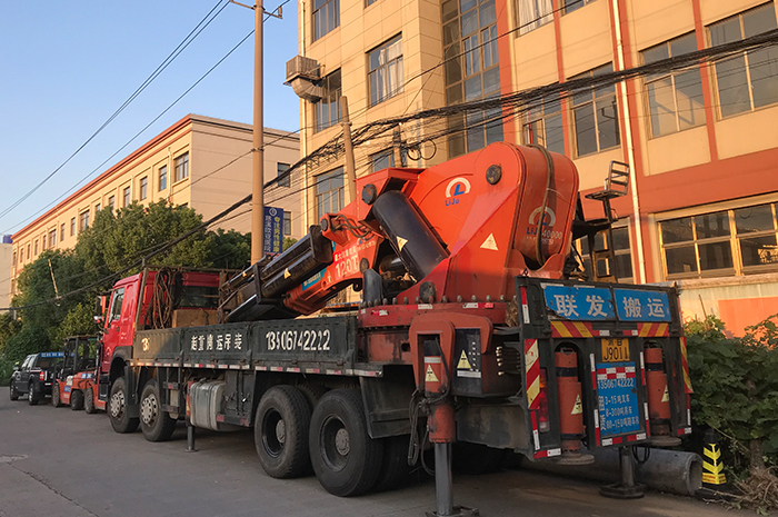 大型隨車吊